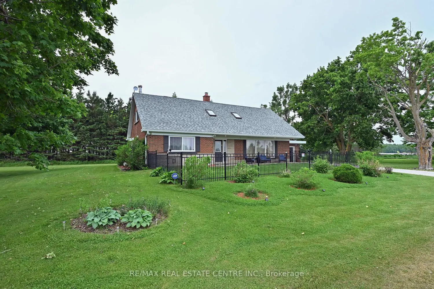 518325 County Rd 124 Road photo 2