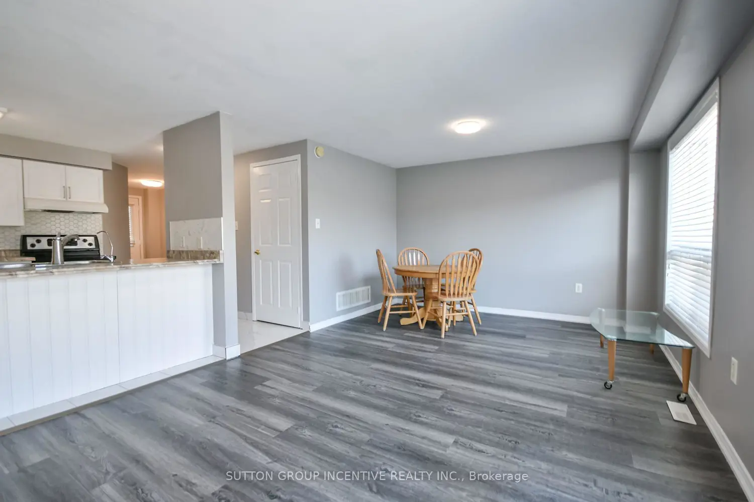 256 Dunsmore Lane photo 5