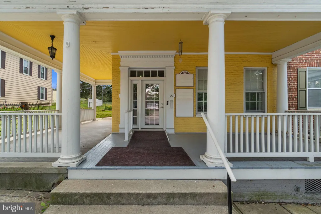 112 E Main Street, Westminster, MD 21157 photo 3