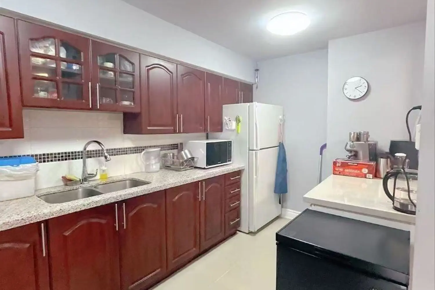 2050 Bridletowne Circle 303 photo 4