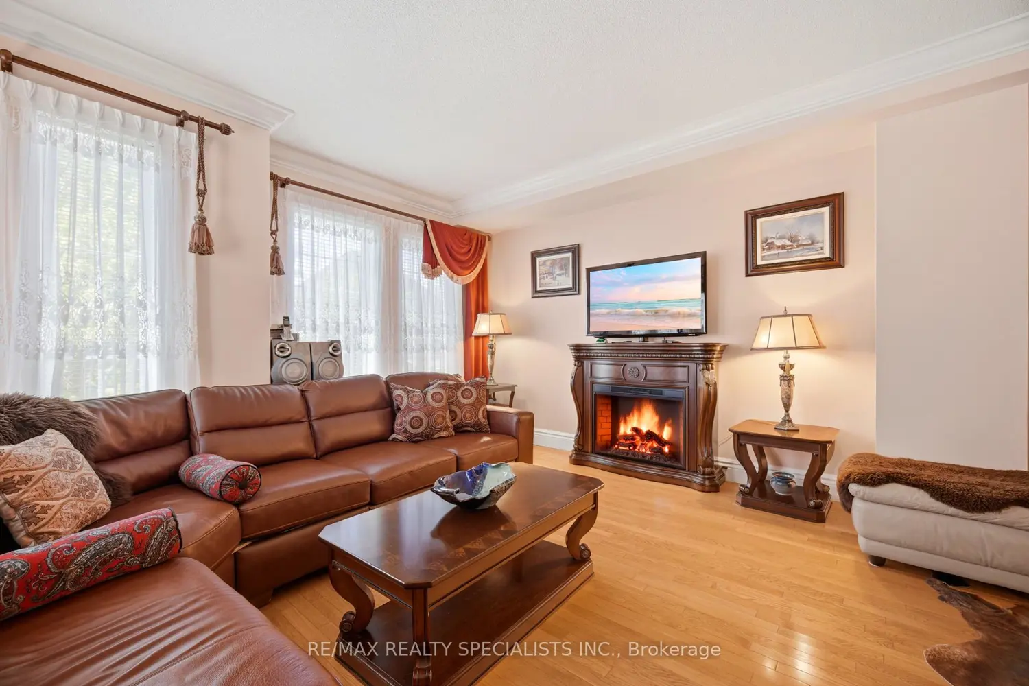 3071 Treadwells Drive 1 photo 2