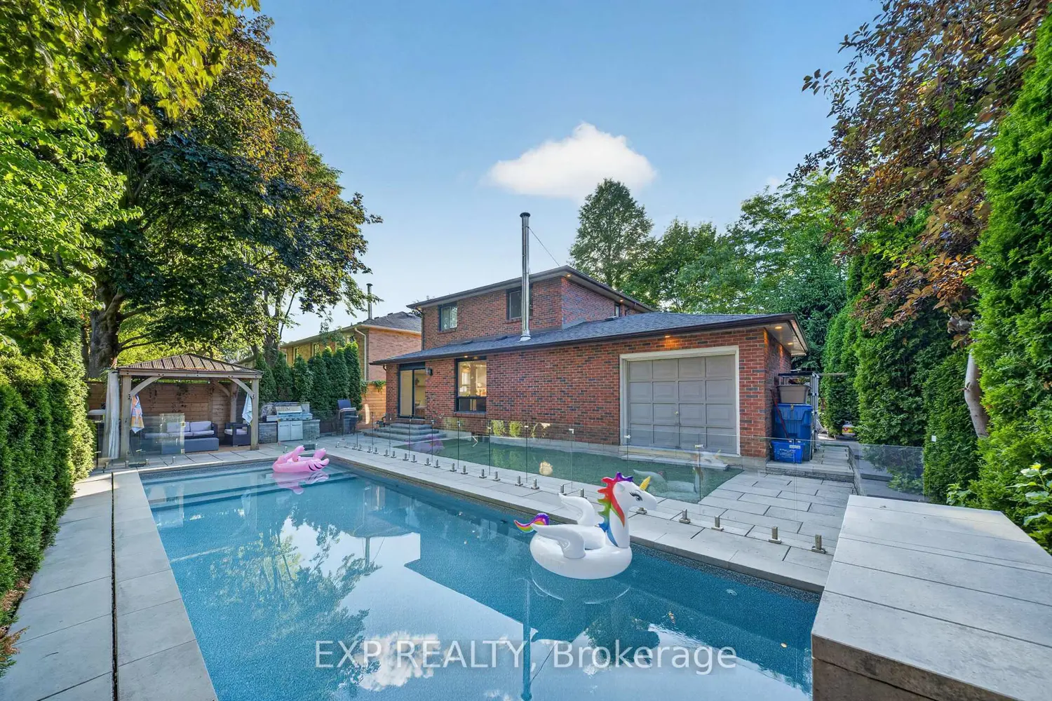1158 Campbell Court photo 3