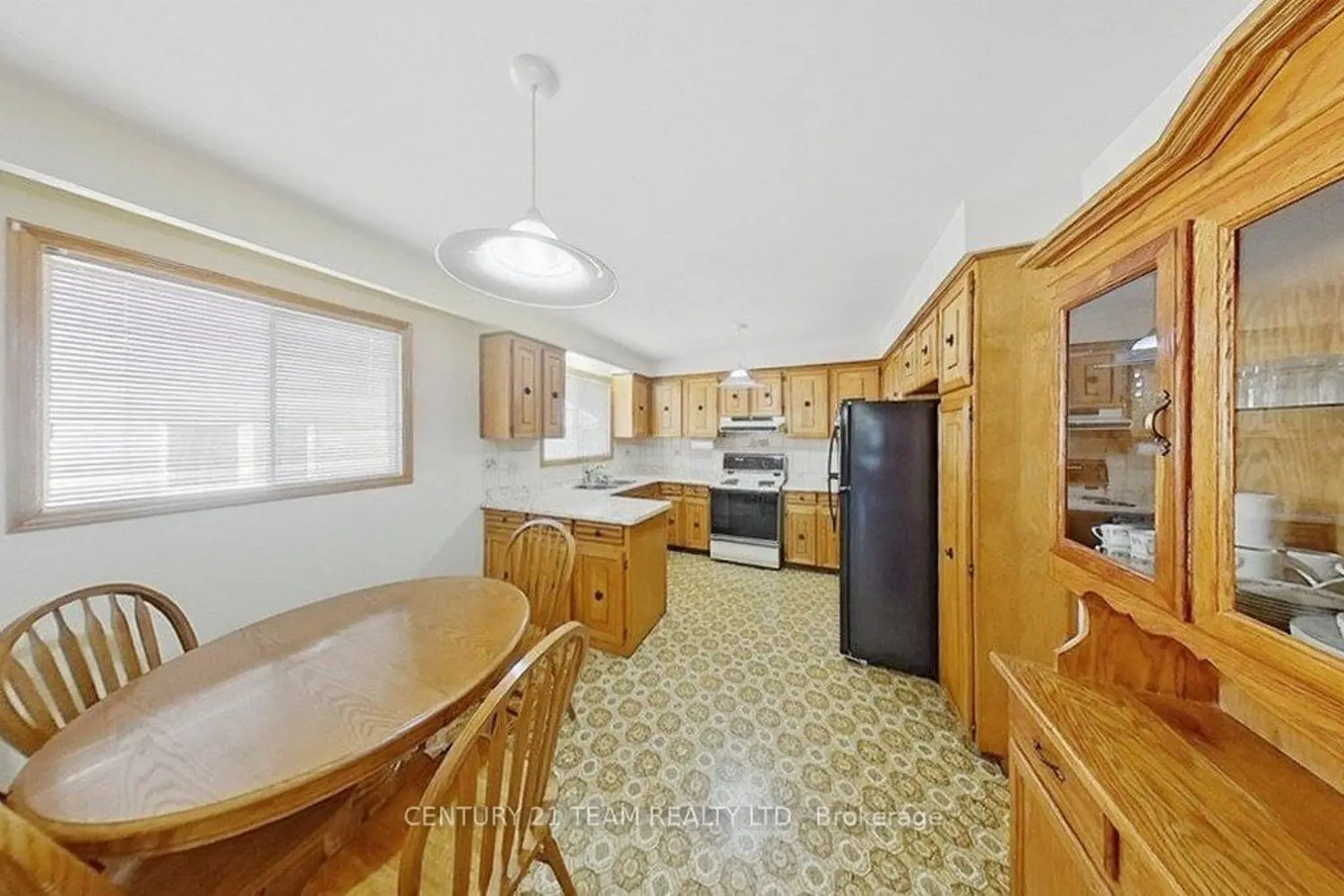 4131 Woodington Drive photo 3