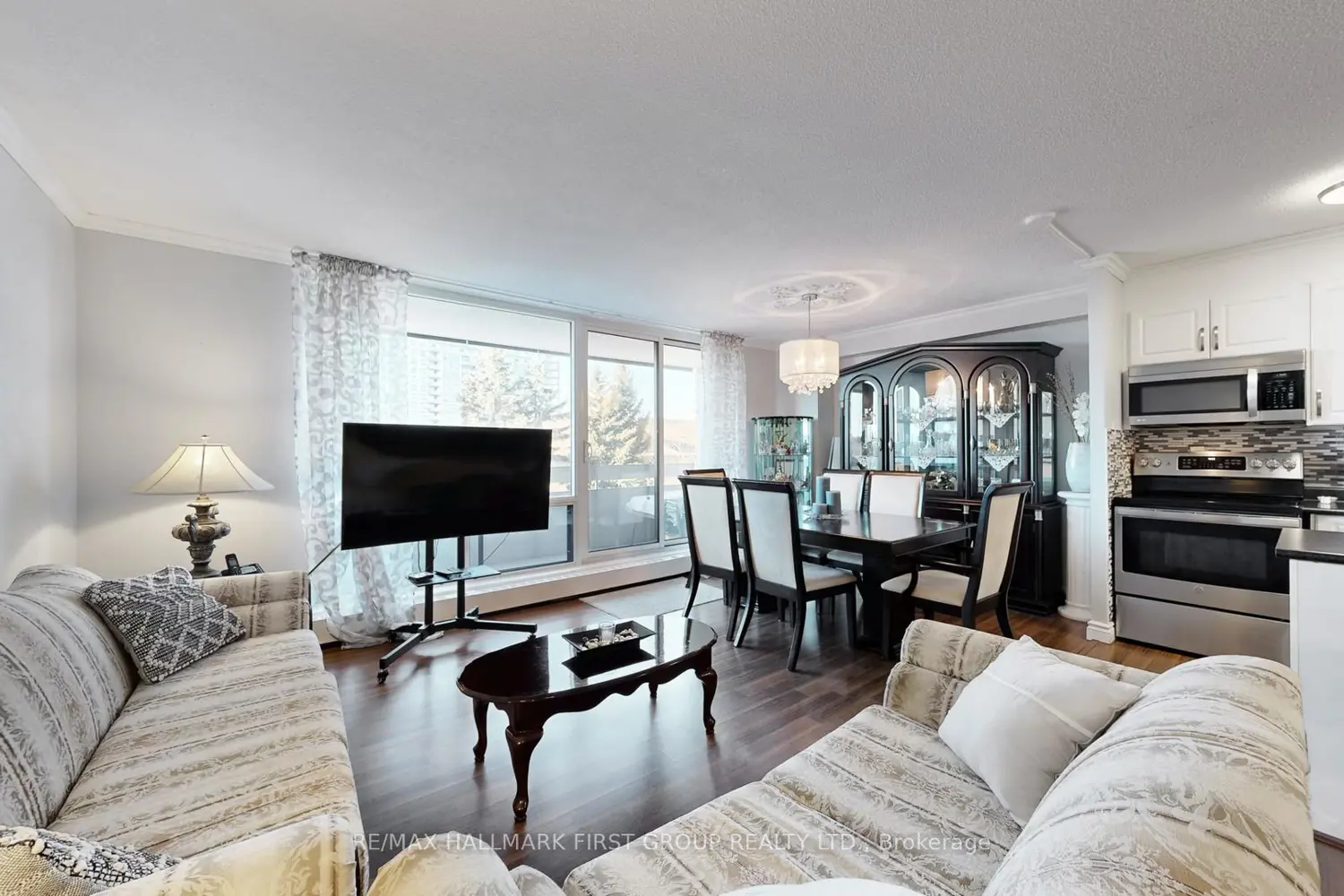 1210 Radom Street 509 photo 4