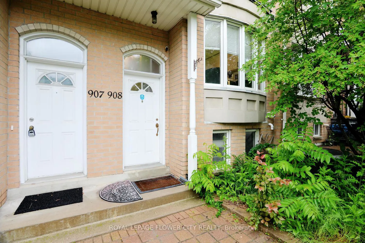 29 Rosebank Drive 908 photo 2