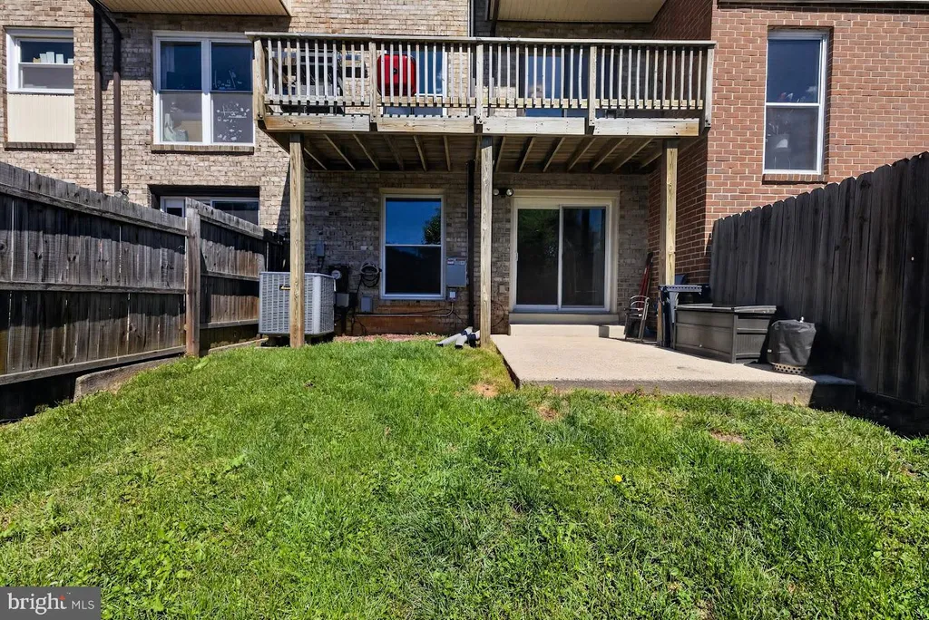 17602 Horizon Place, Derwood, MD 20855
