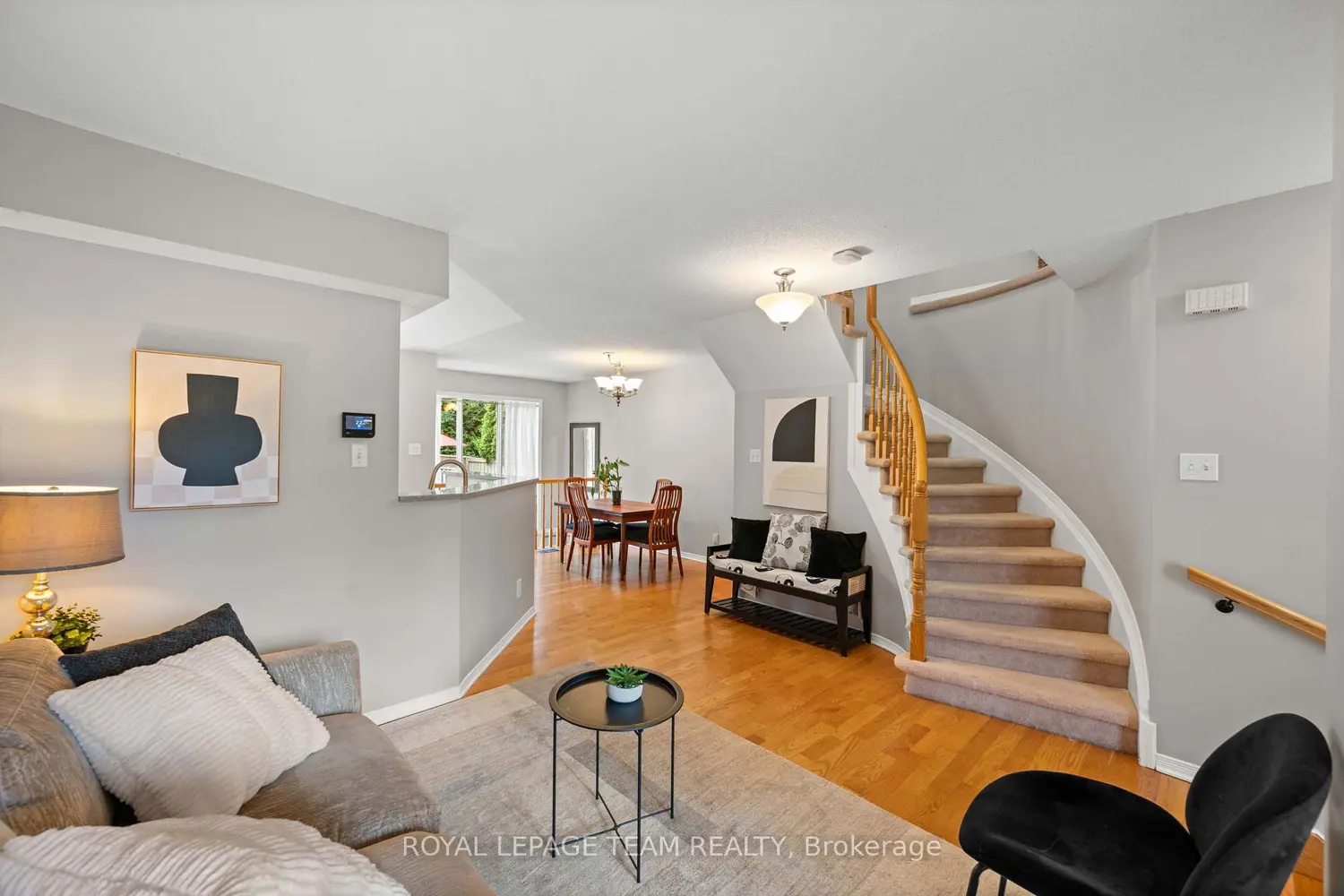 6 Folison Street photo 5
