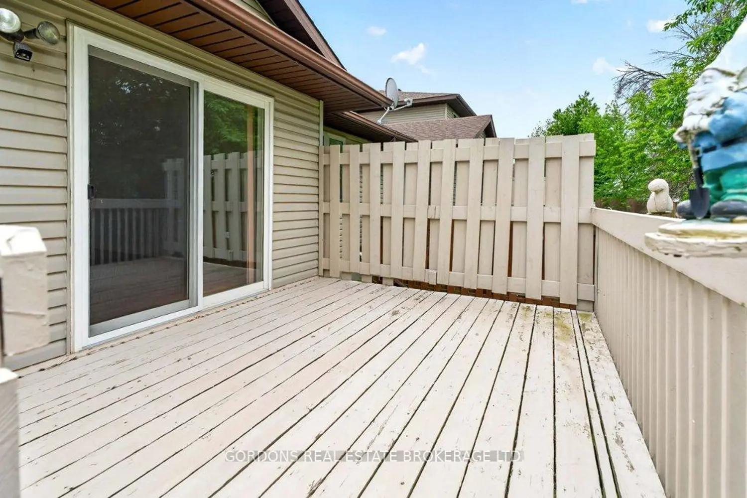 36 Wilmot Young Place photo 4