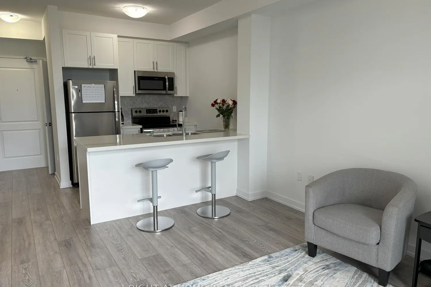 125 Shoreview Place 519