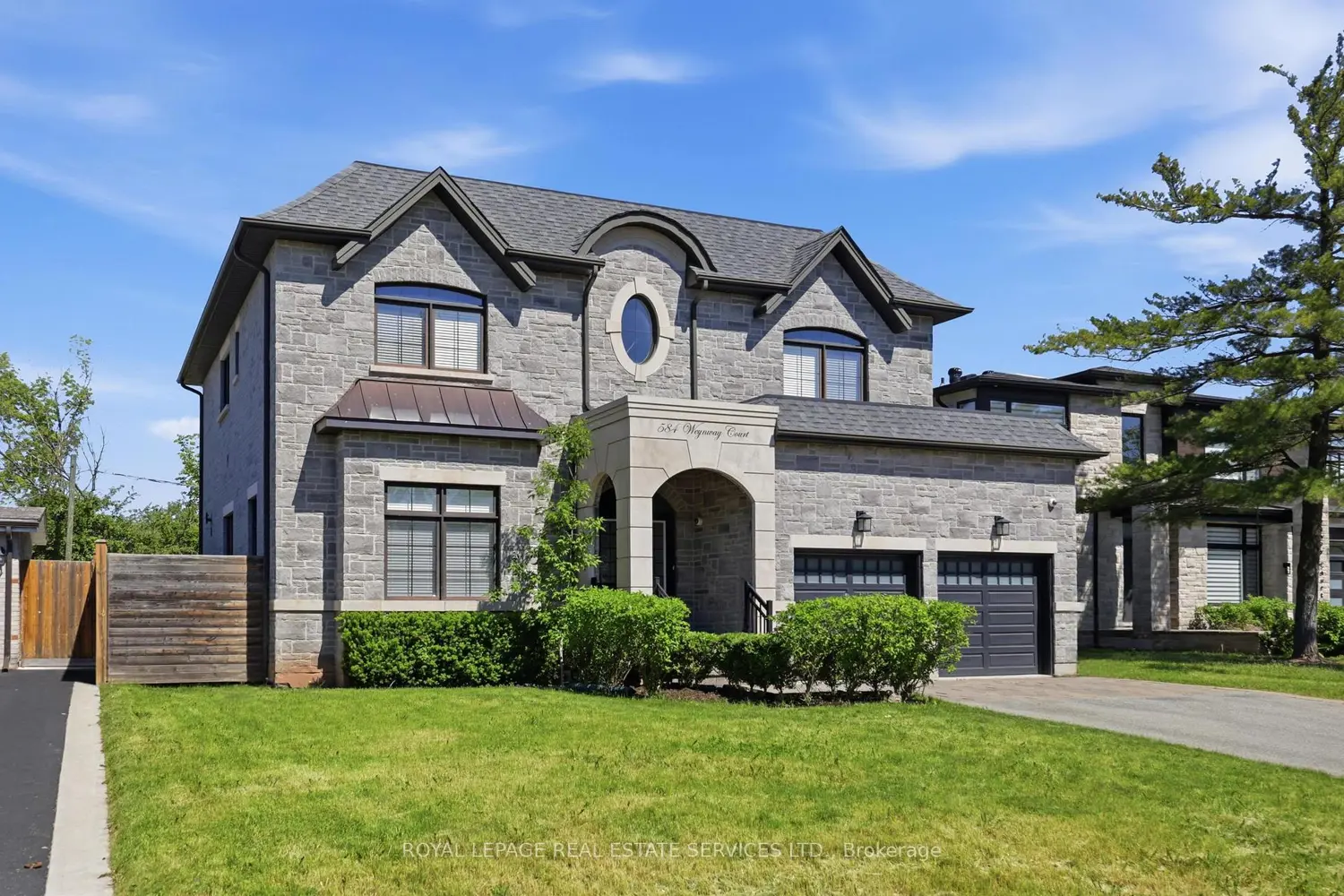584 Weynway Court
