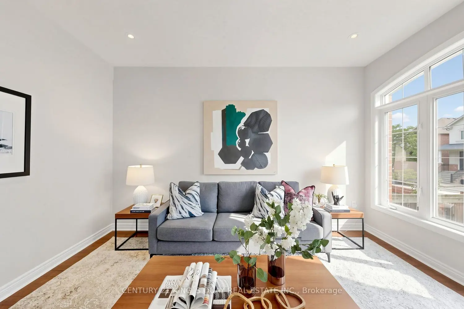 218 Emma Broadbent Court photo 2