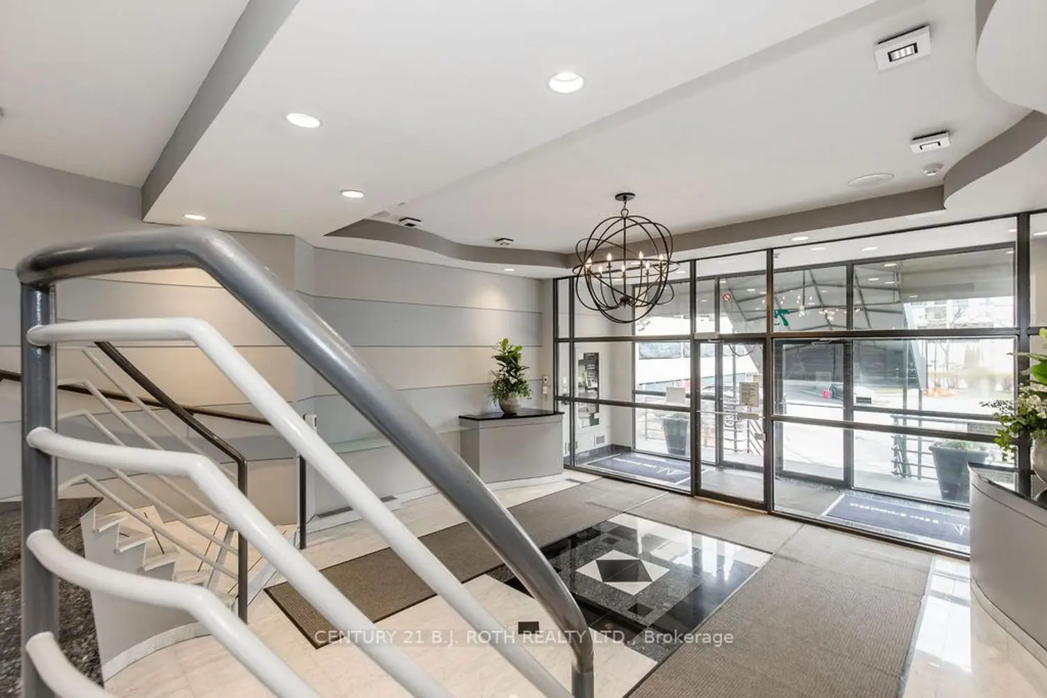 75 Ellen Street 1104 photo 2