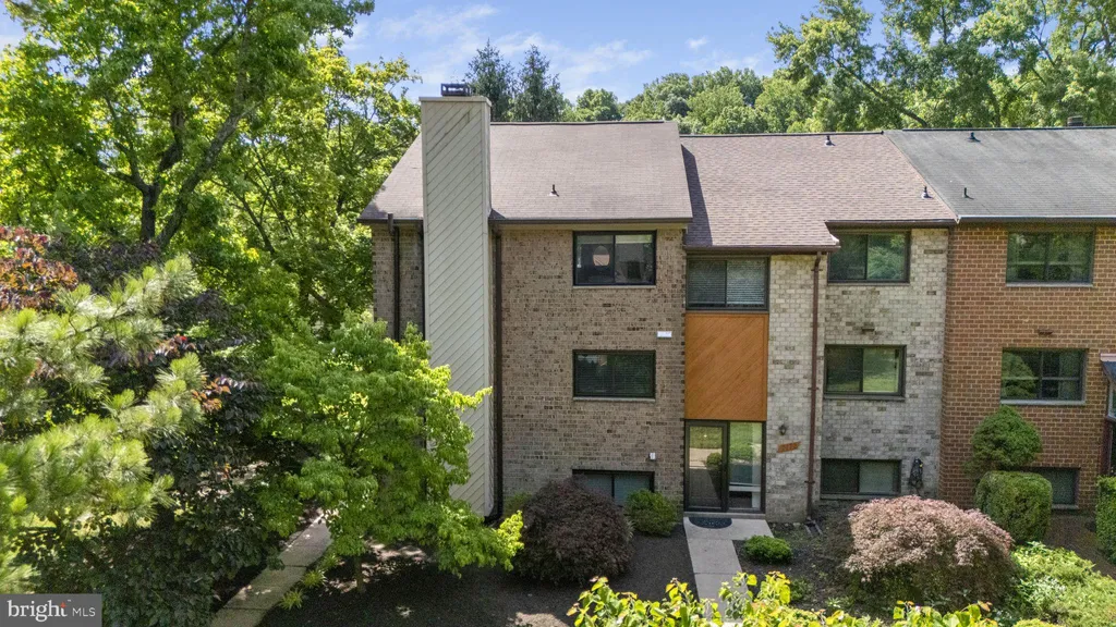 7174 Winter Rose Path, Columbia, MD 21045 photo 2