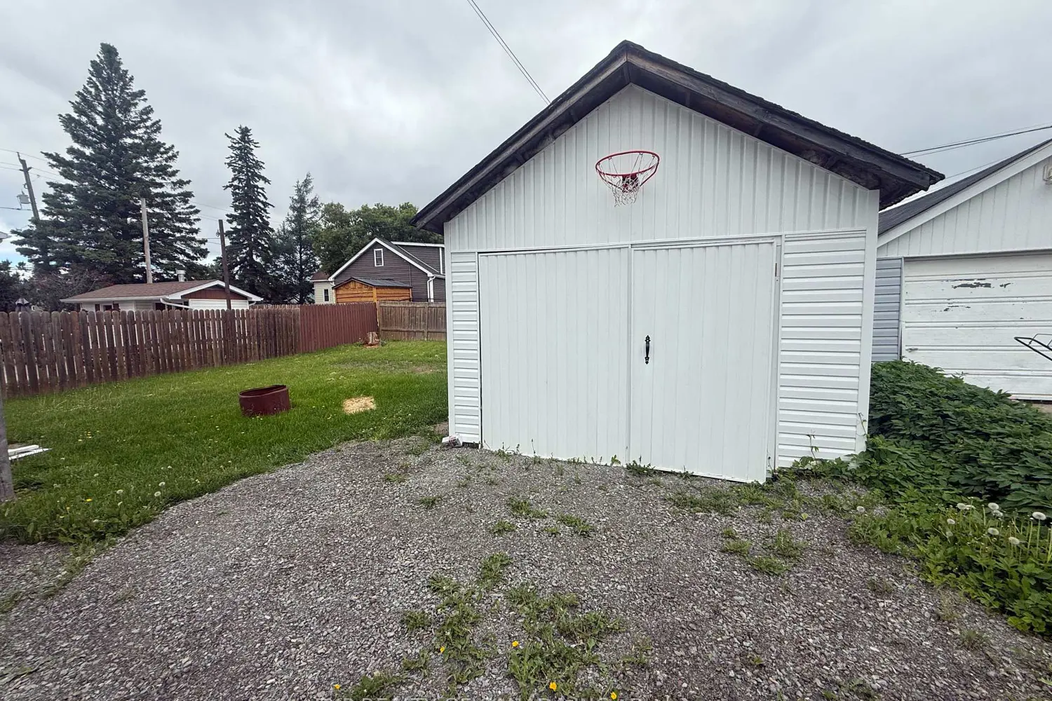 50 Cecil Avenue photo 2