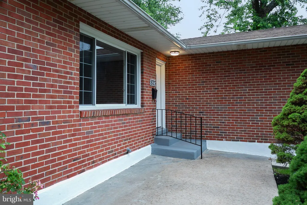 8703 Edgefield Road, Baltimore, MD 21234 photo 3