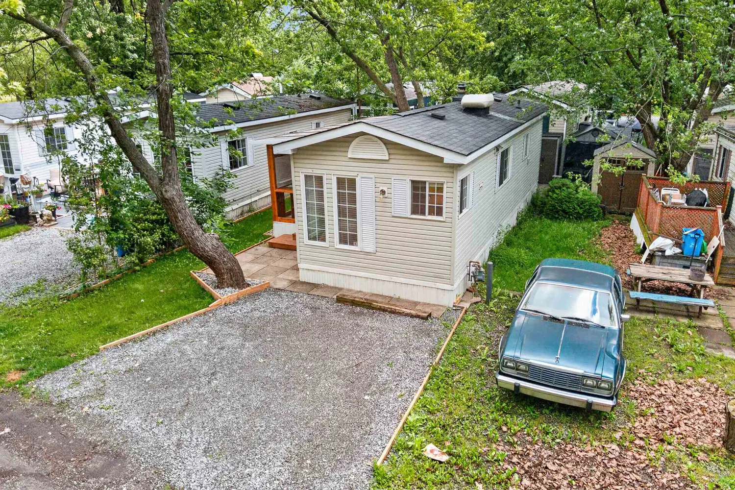 8845 Lundys Lane 234 photo 4