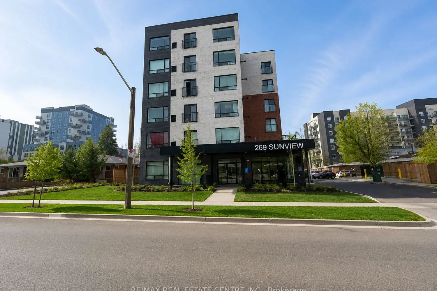 269 Sunview Street B02