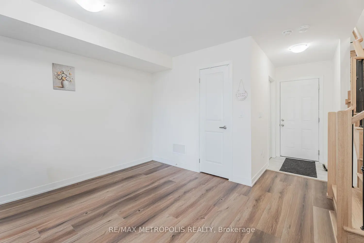 1695 Dersan Street 109 photo 5