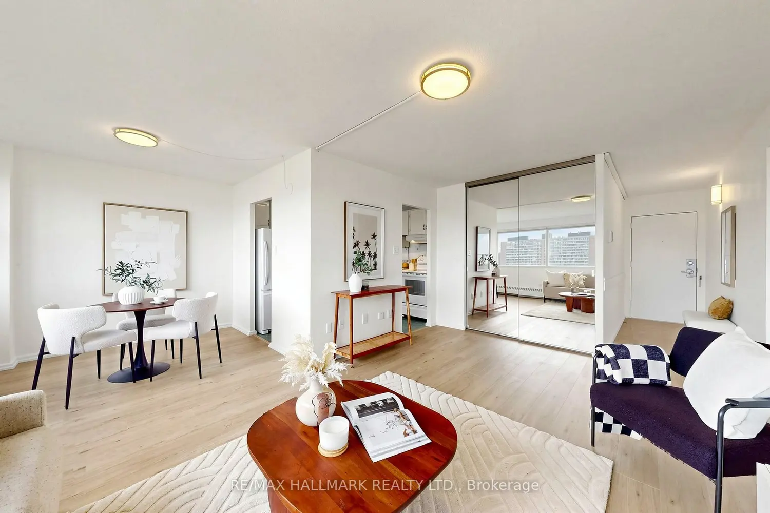 725 Don Mills Road 1401 photo 5