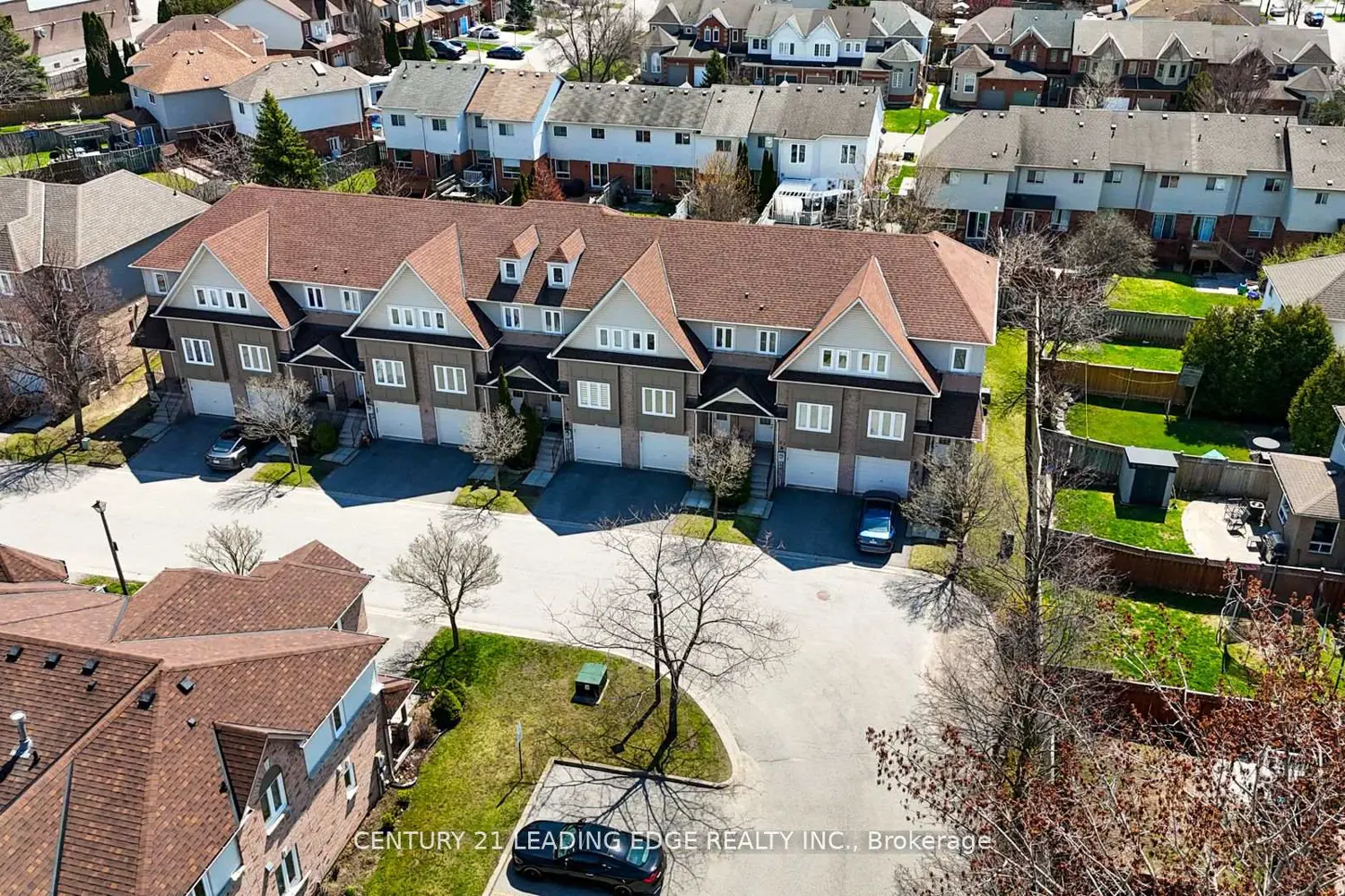 51 Alexis Way photo 2