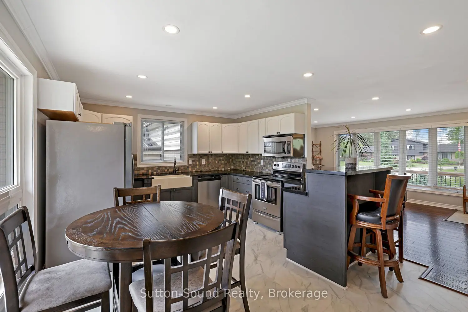 829 30Th Street photo 3