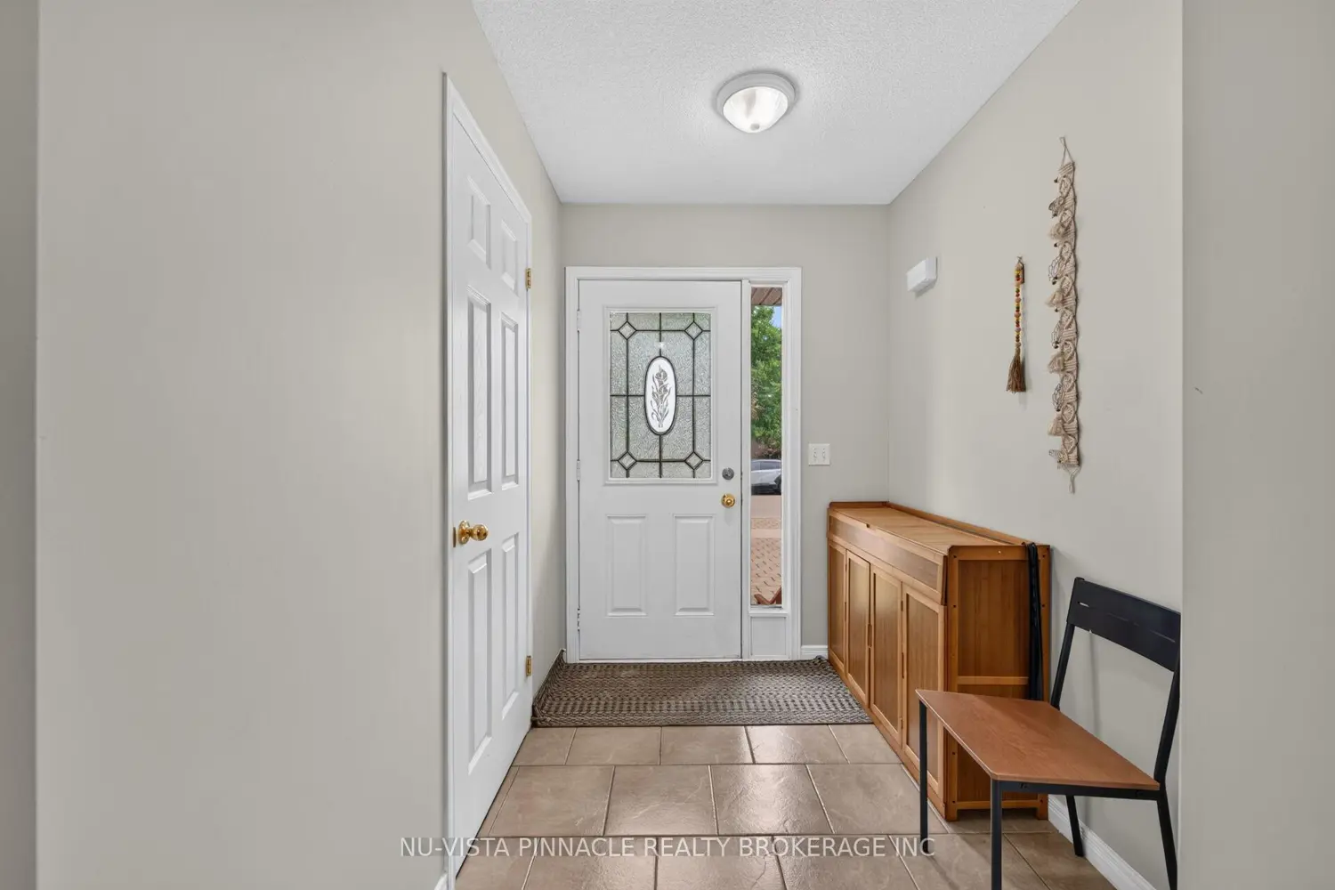 1272 Savannah Drive photo 3