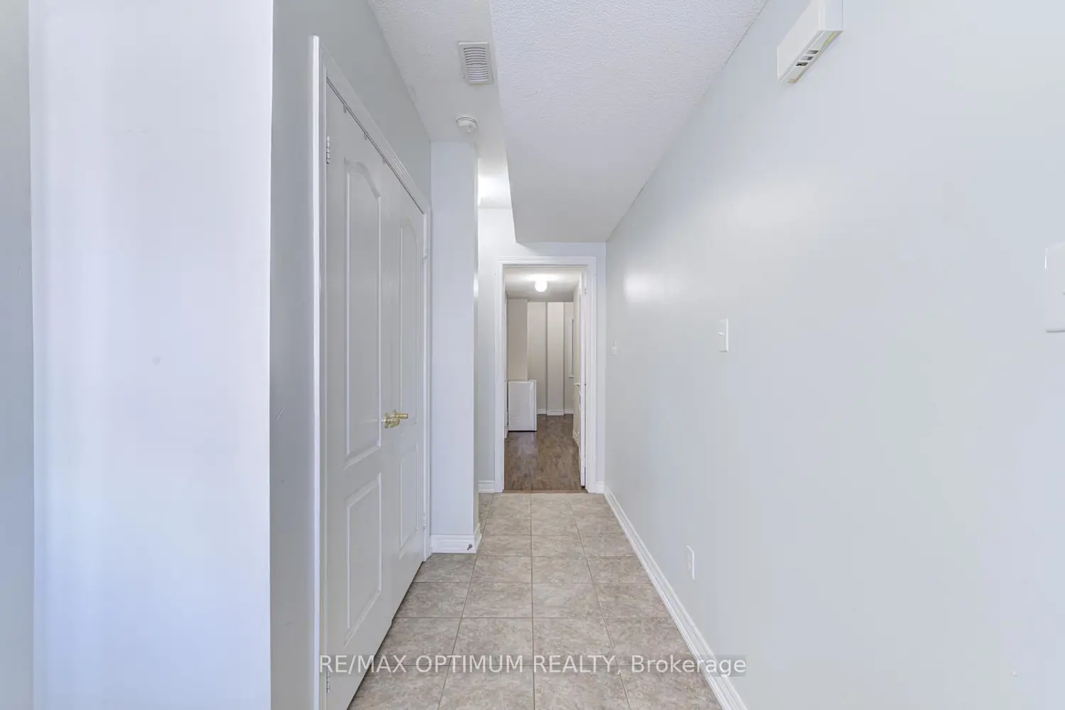 12 Gatlin Street photo 3