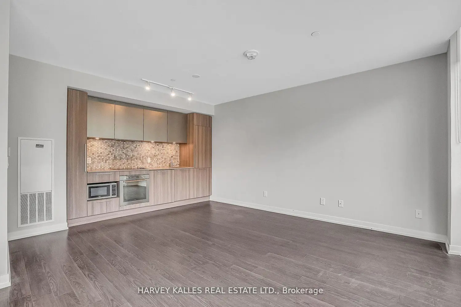 85 Wood Street Th5 photo 5