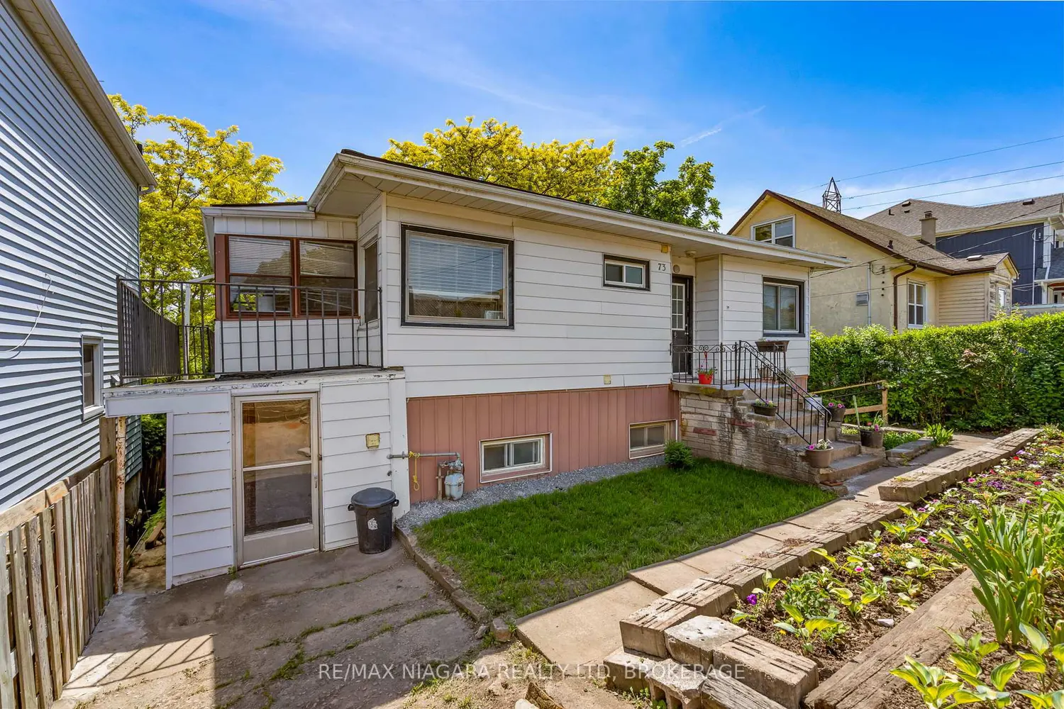 73 Hillview Road photo 3