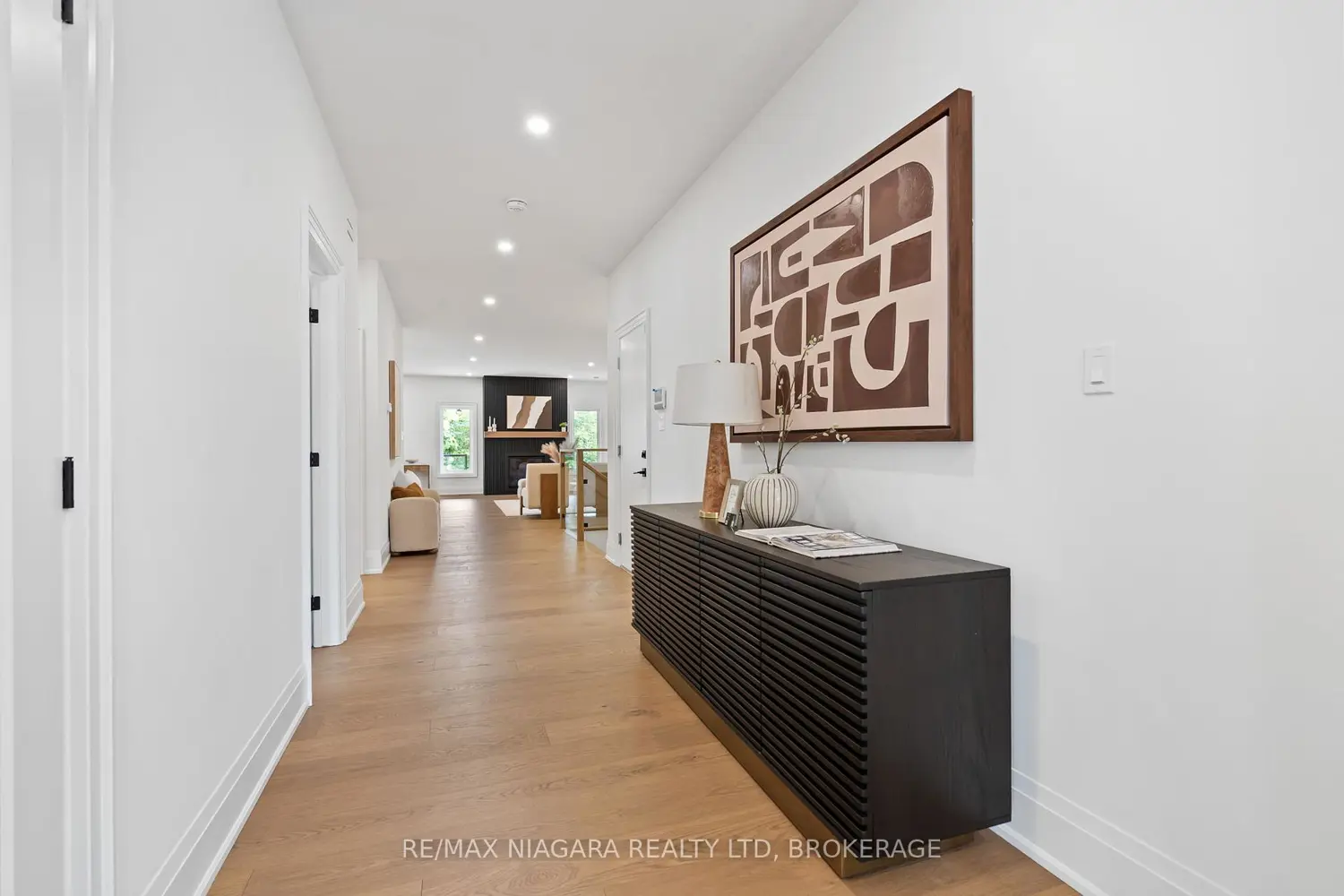 21 Accursi Crescent photo 3