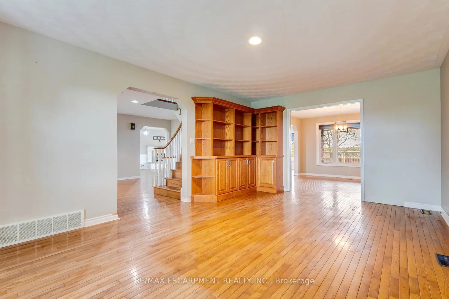 650 Sligo Road photo 2
