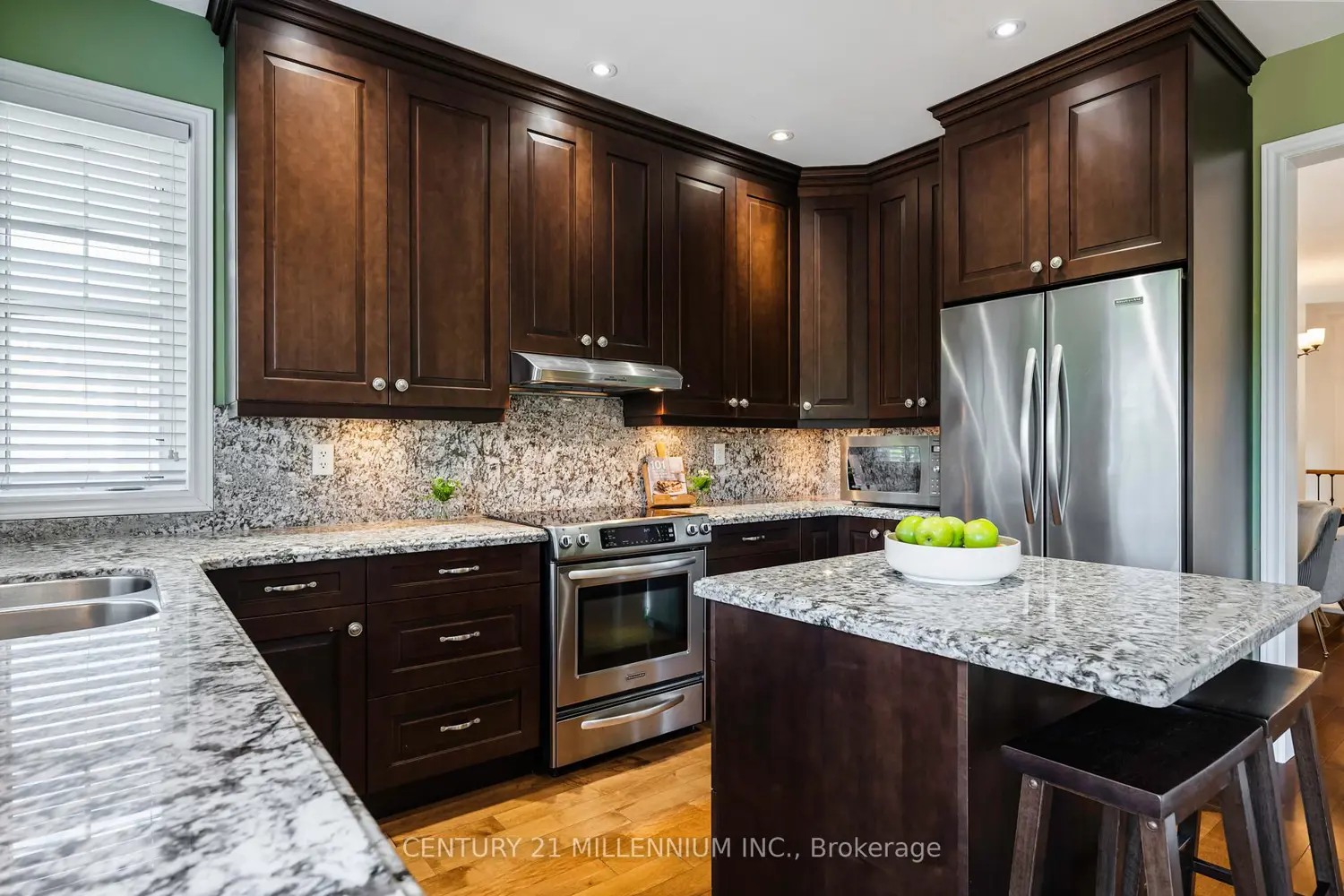276 Morden Drive photo 5