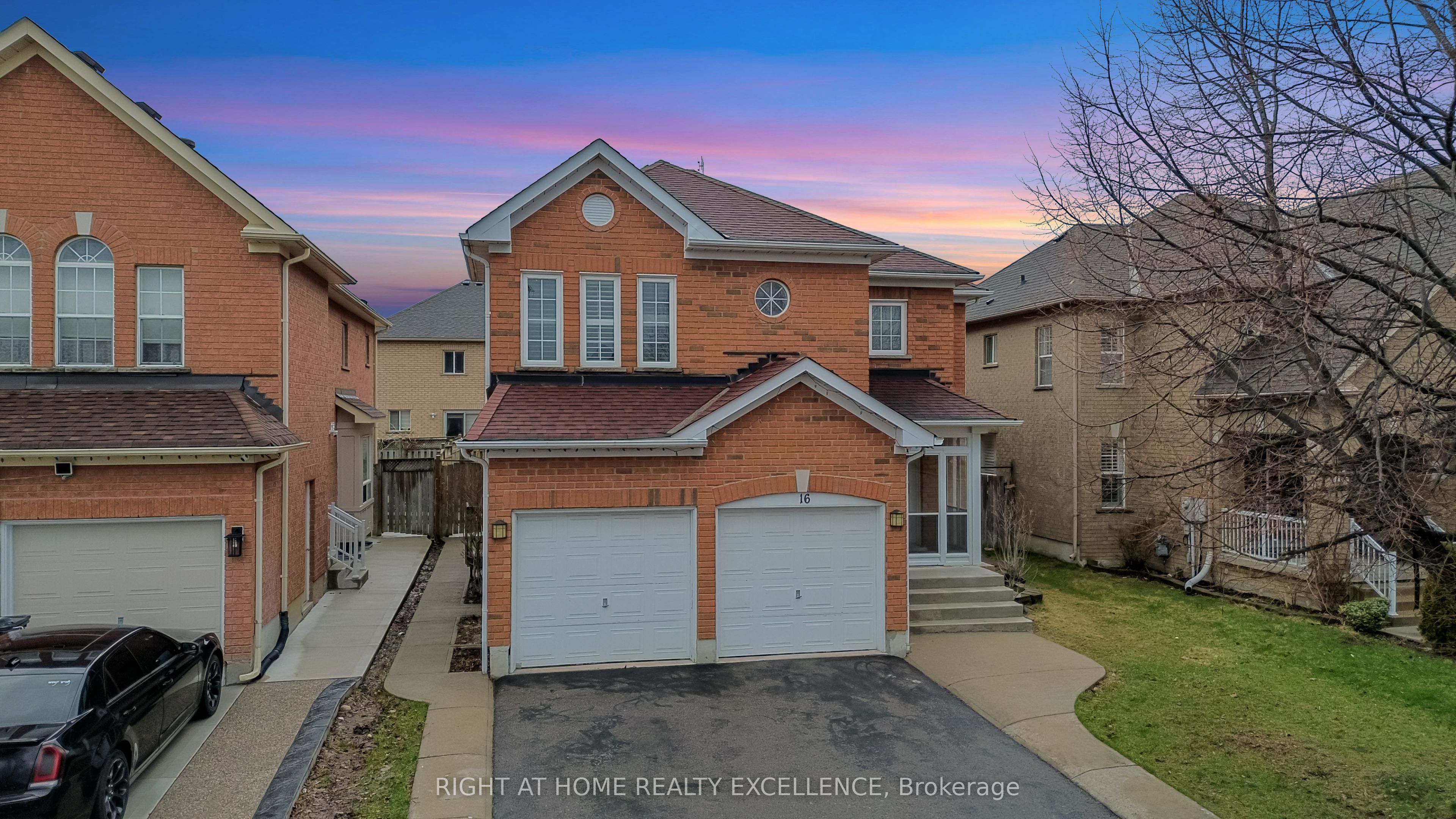16 Whitford Court, Brampton, ON, L6R 2S2