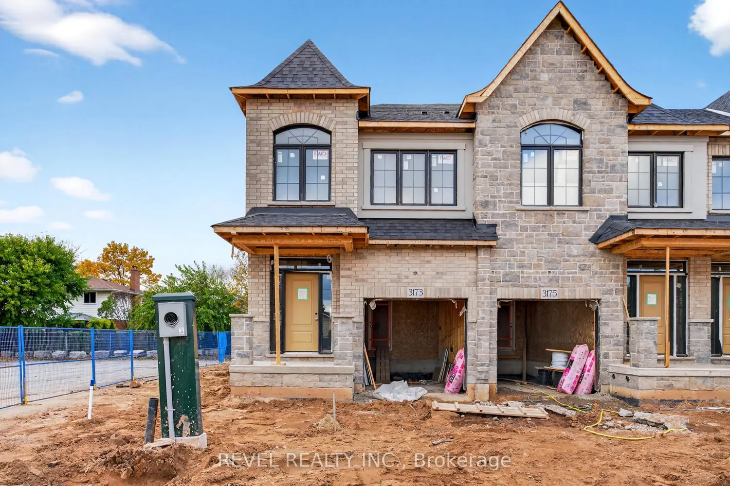 3173 Maplehill Drive photo 4
