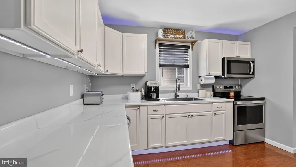 102 Sycamore Road, Baltimore, MD 21226 photo 4