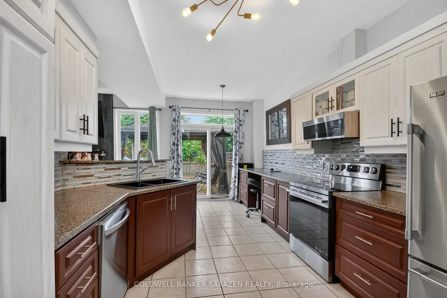 3 Castle Glen Crescent