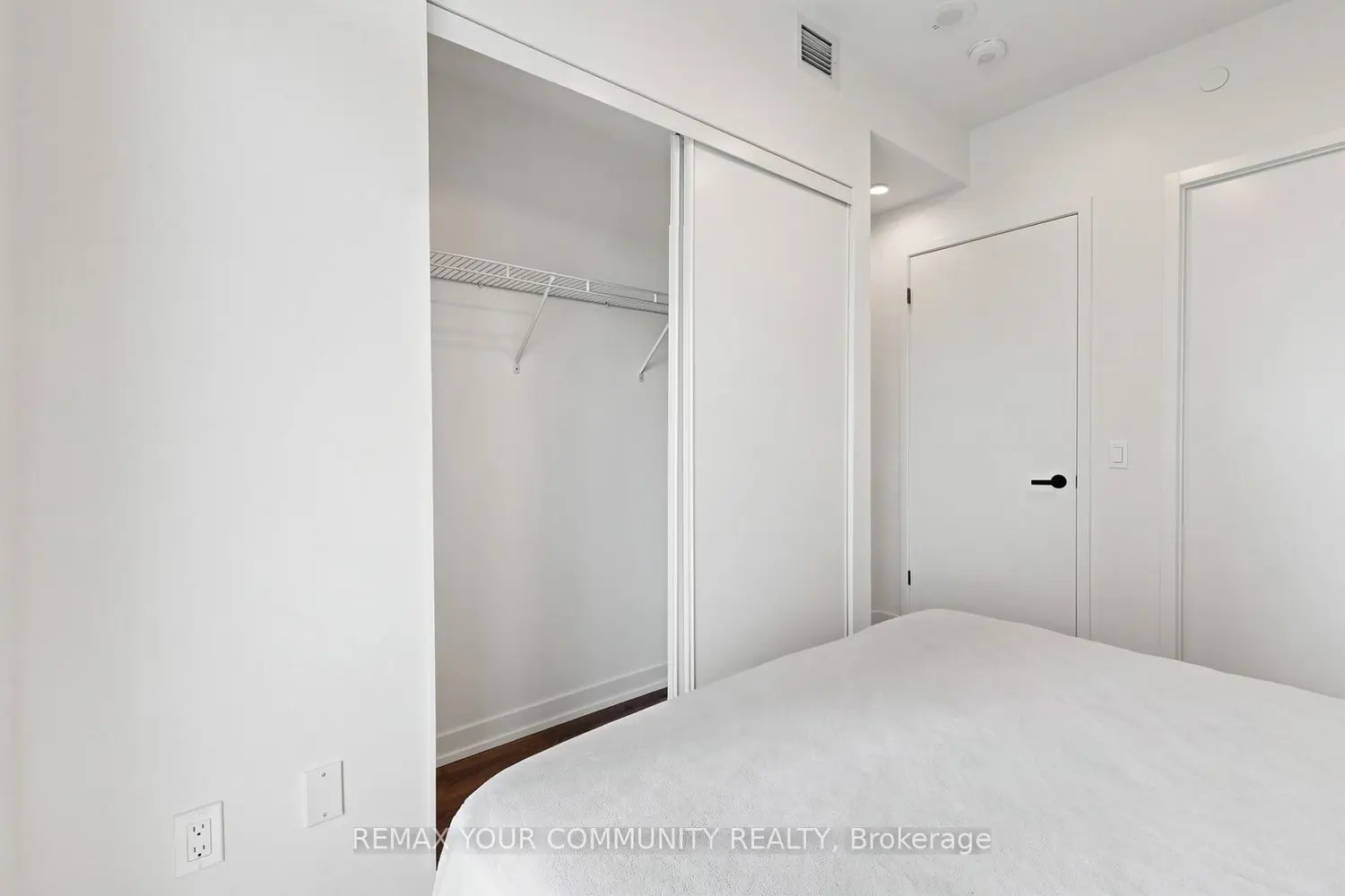 225 Commerce Street 1702 photo 5