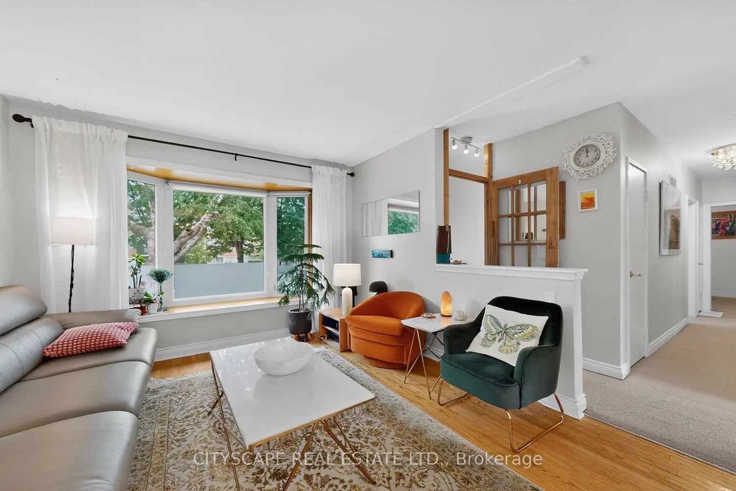79 Paperbirch Drive photo 3