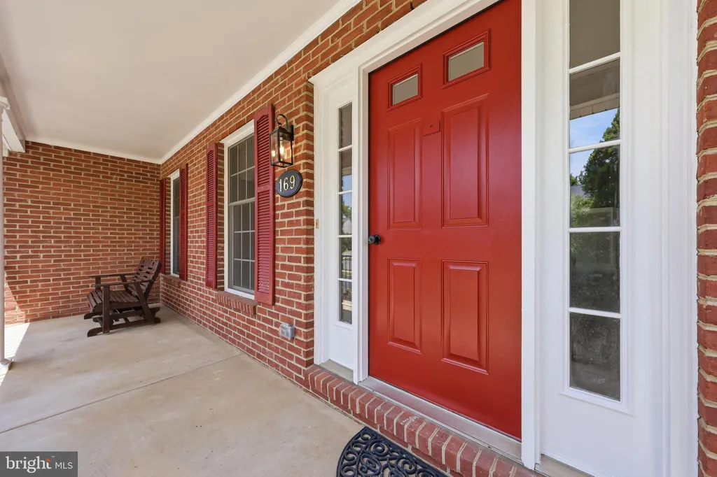 169 Midsummer Drive, Frederick, MD 21702 photo 2