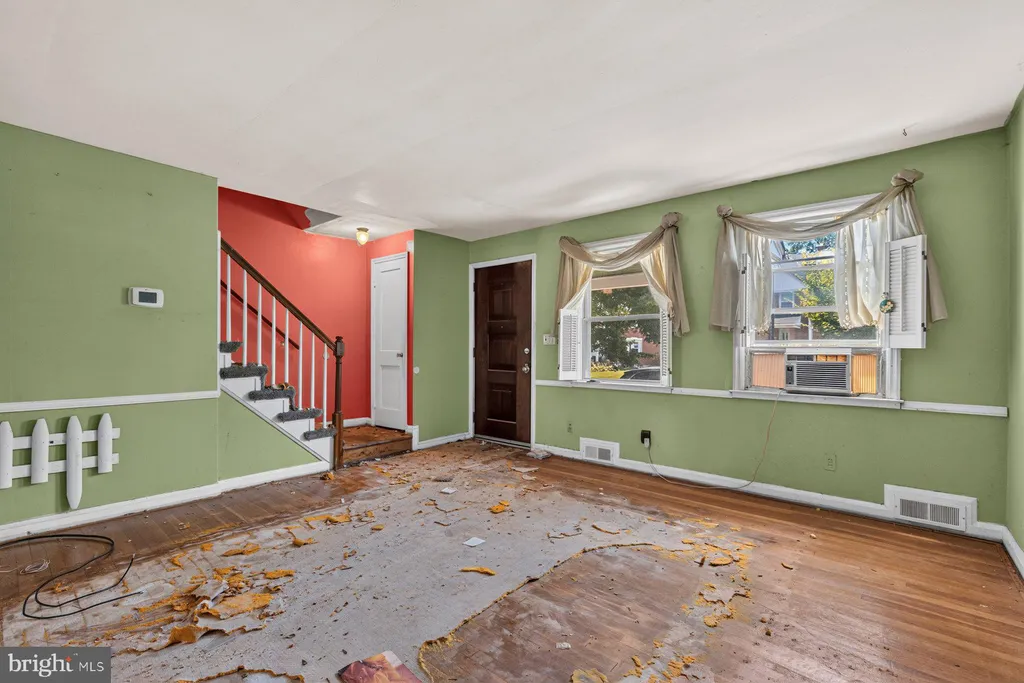 1510 Gleneagle Road, Baltimore, MD 21239 photo 3