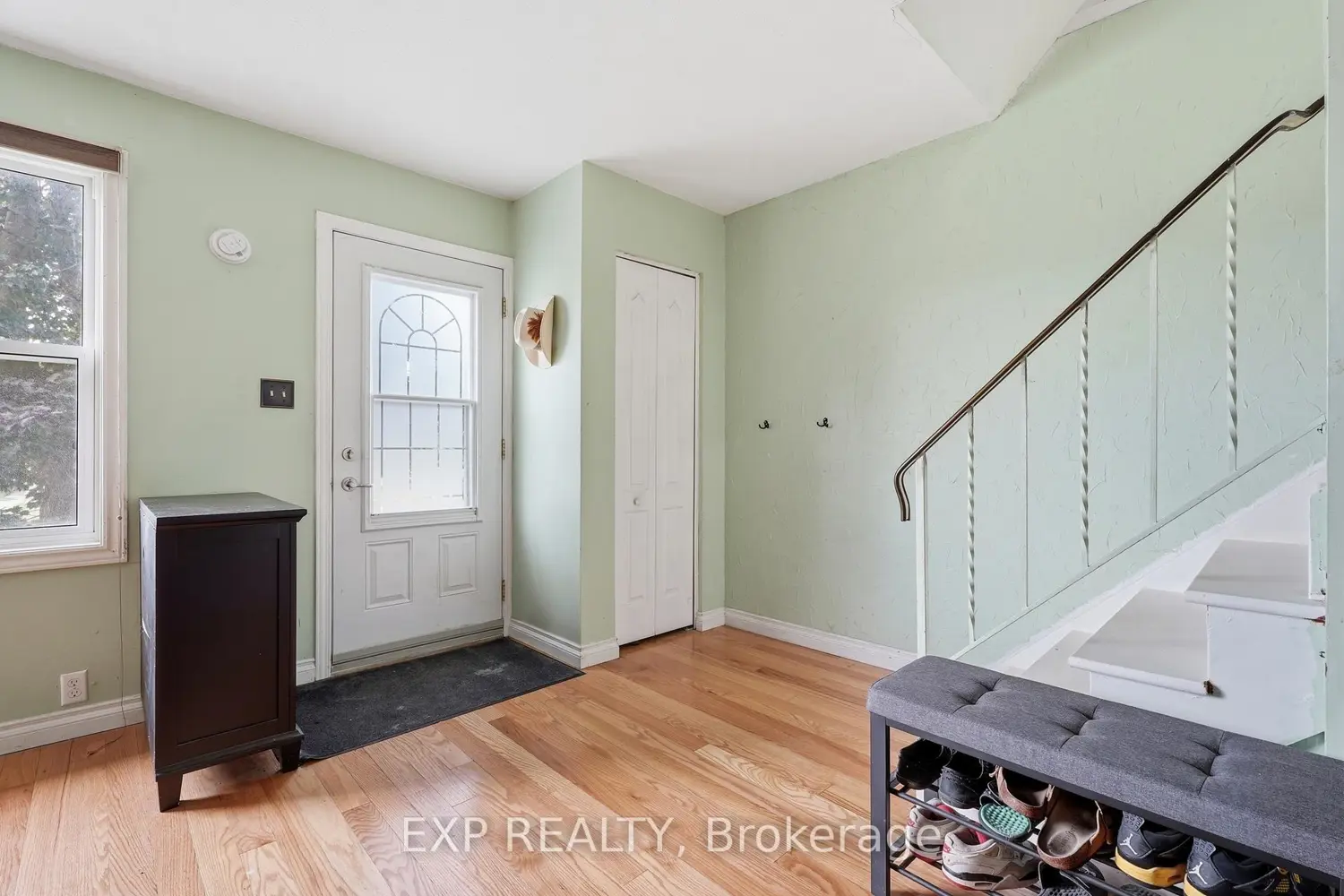83 Oriole Parkway photo 2