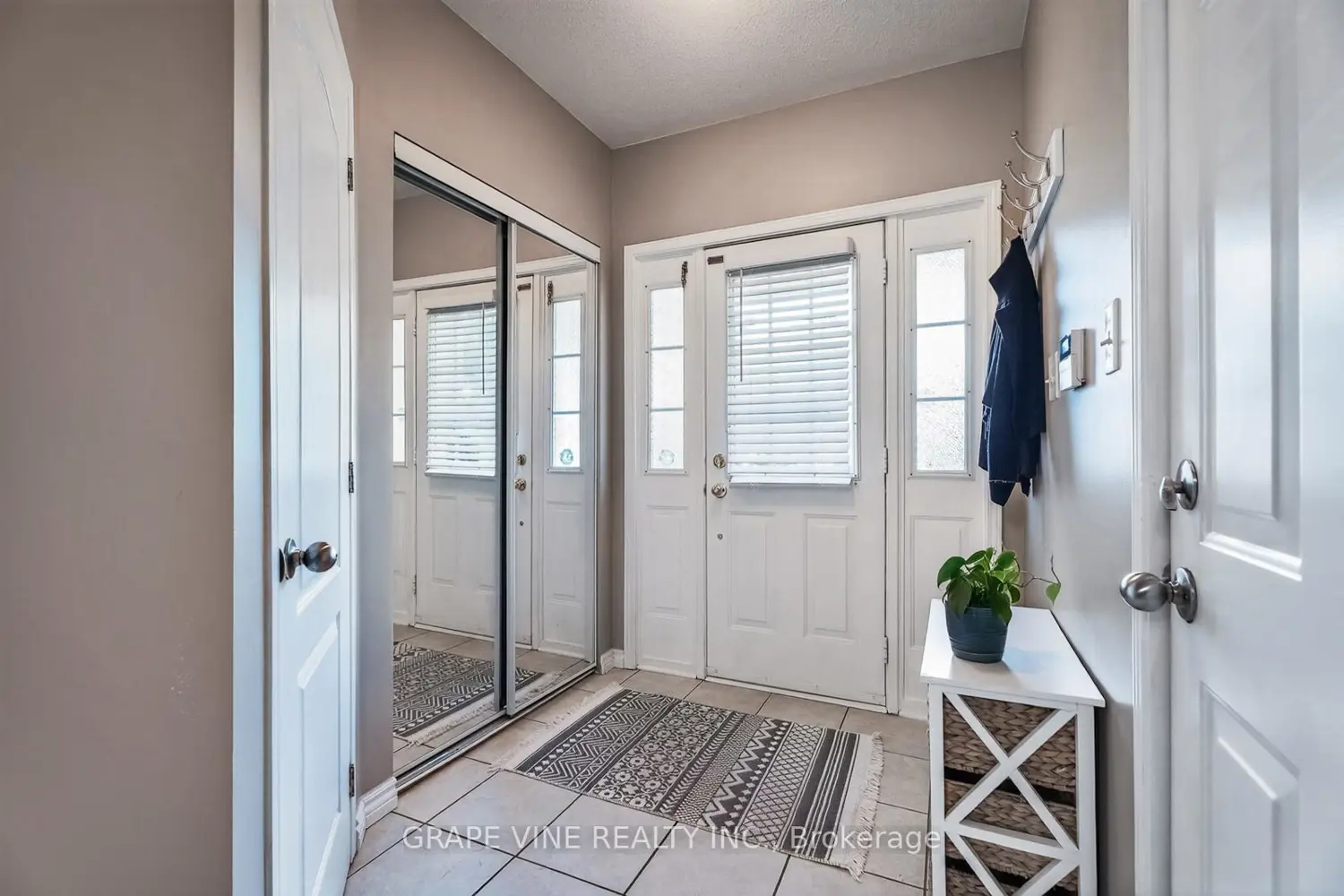 21 Fieldberry Private photo 2