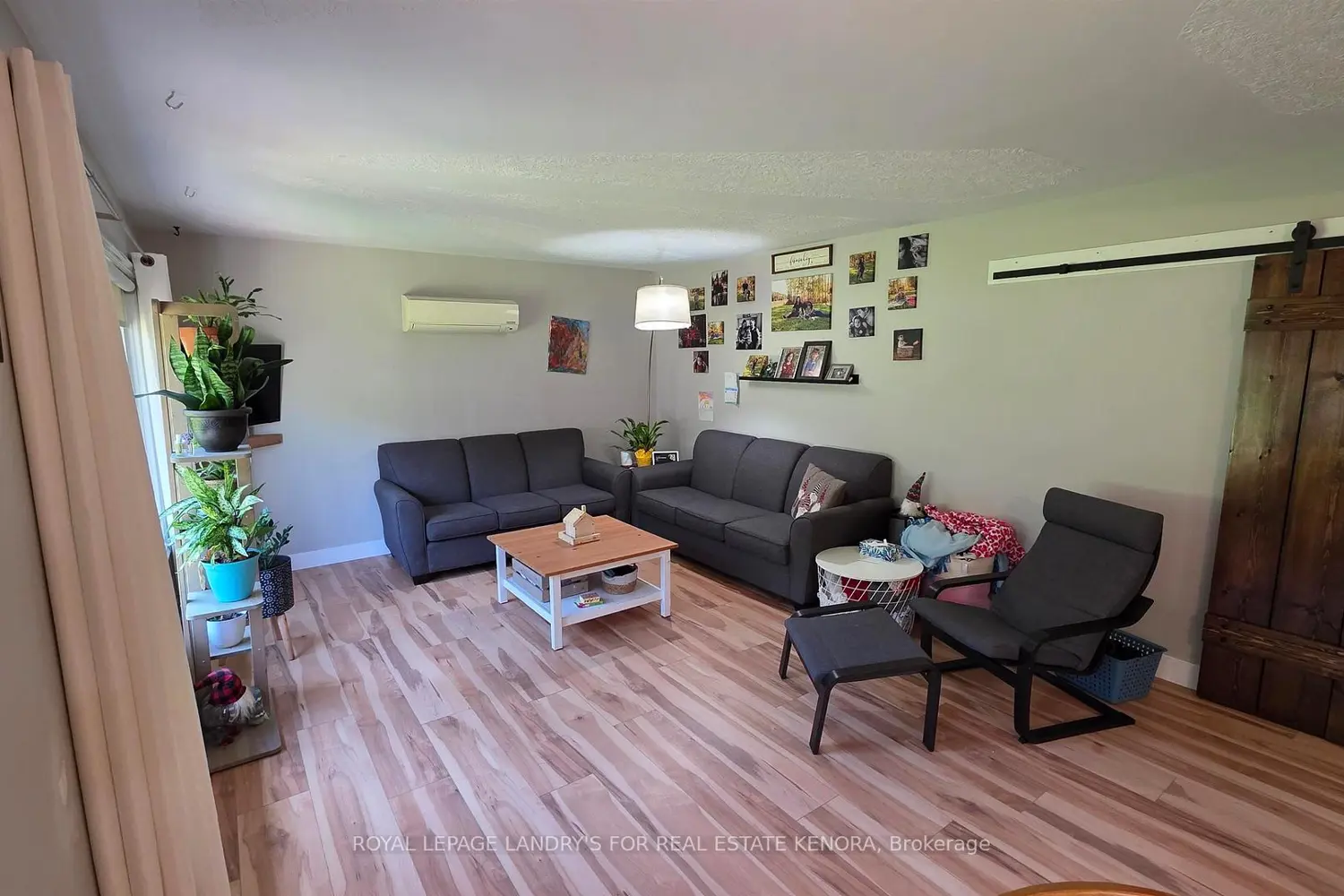 912 Ninth Street photo 2