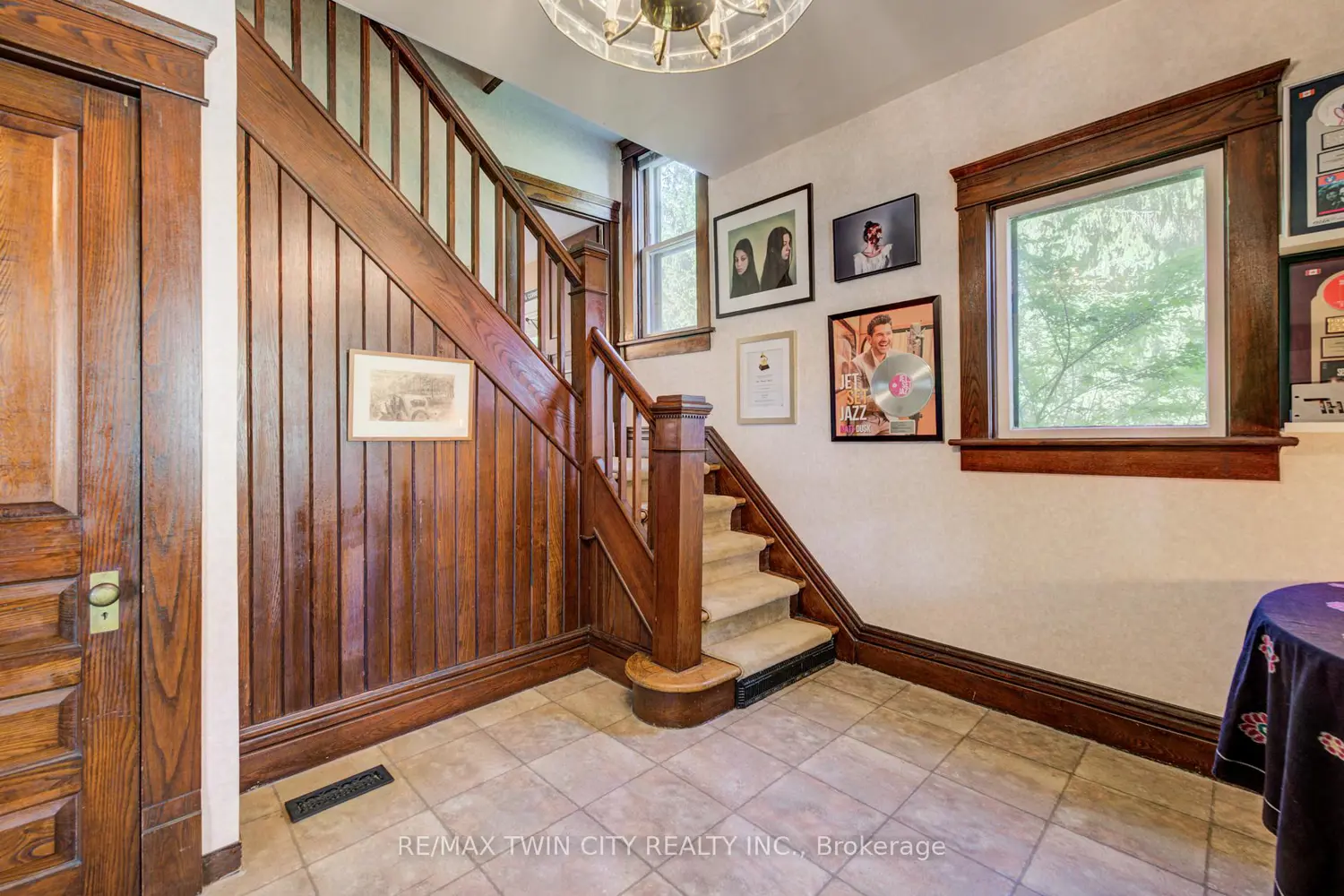 140 Shade Street photo 5