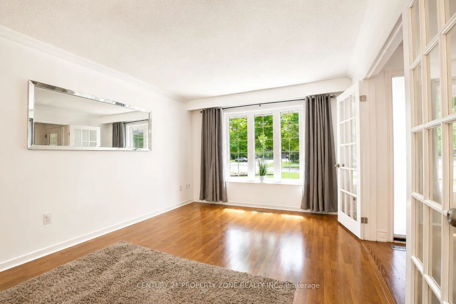 27 Madrid Crescent photo 5