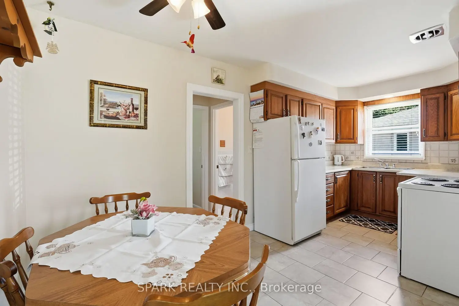 416 Delrex Boulevard photo 4