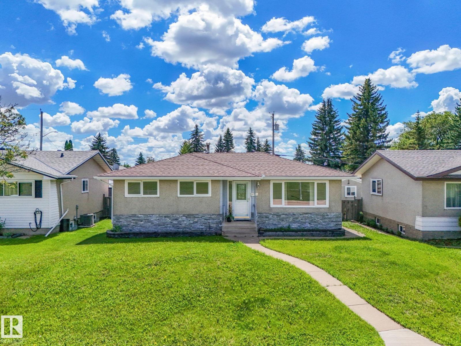 10527 134a Avenue NW, Edmonton, AB, T5E1M1