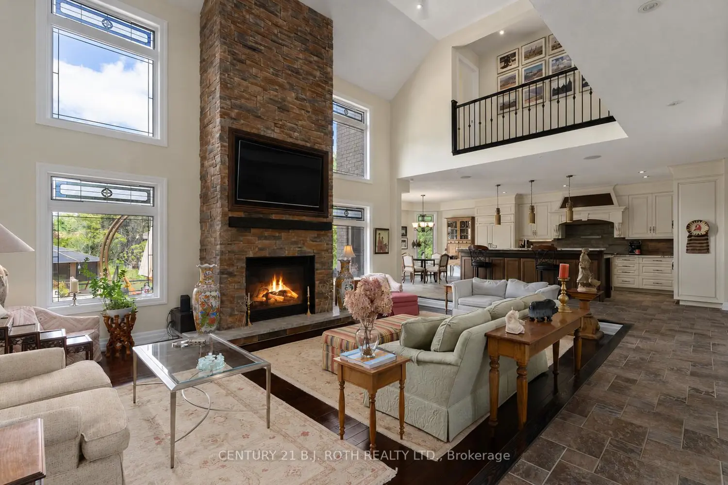 75 Marine Drive photo 2