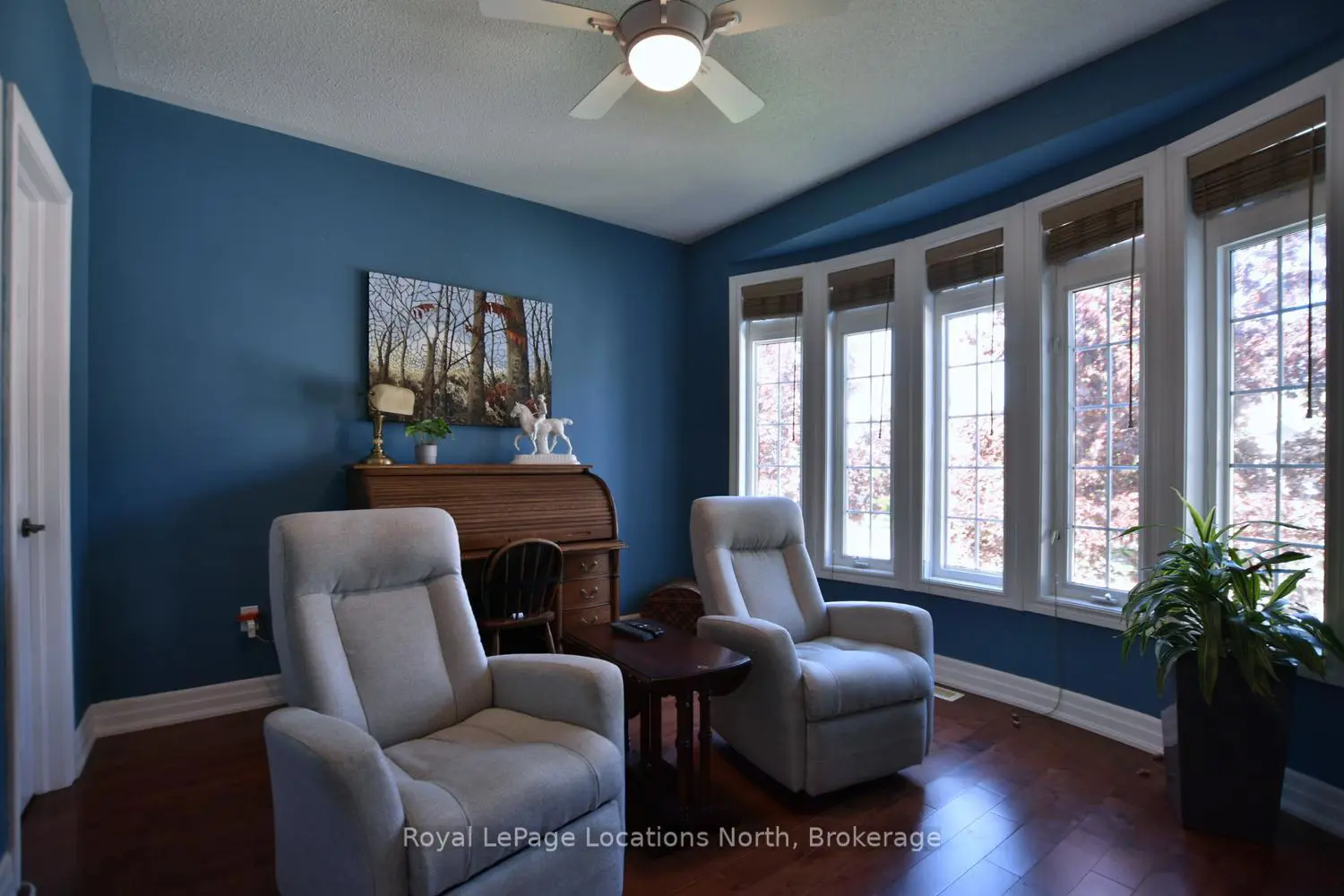 11 Waterpond Place photo 5