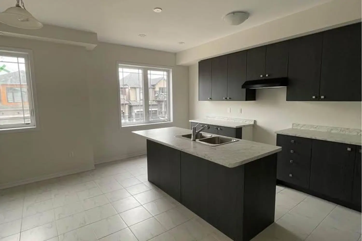 51 Holder Drive photo 4